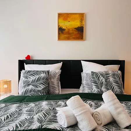 Cardia Homes Erfurt-hopfenberg - Terrasse - Wlan - Vollausstattung * Erfurt